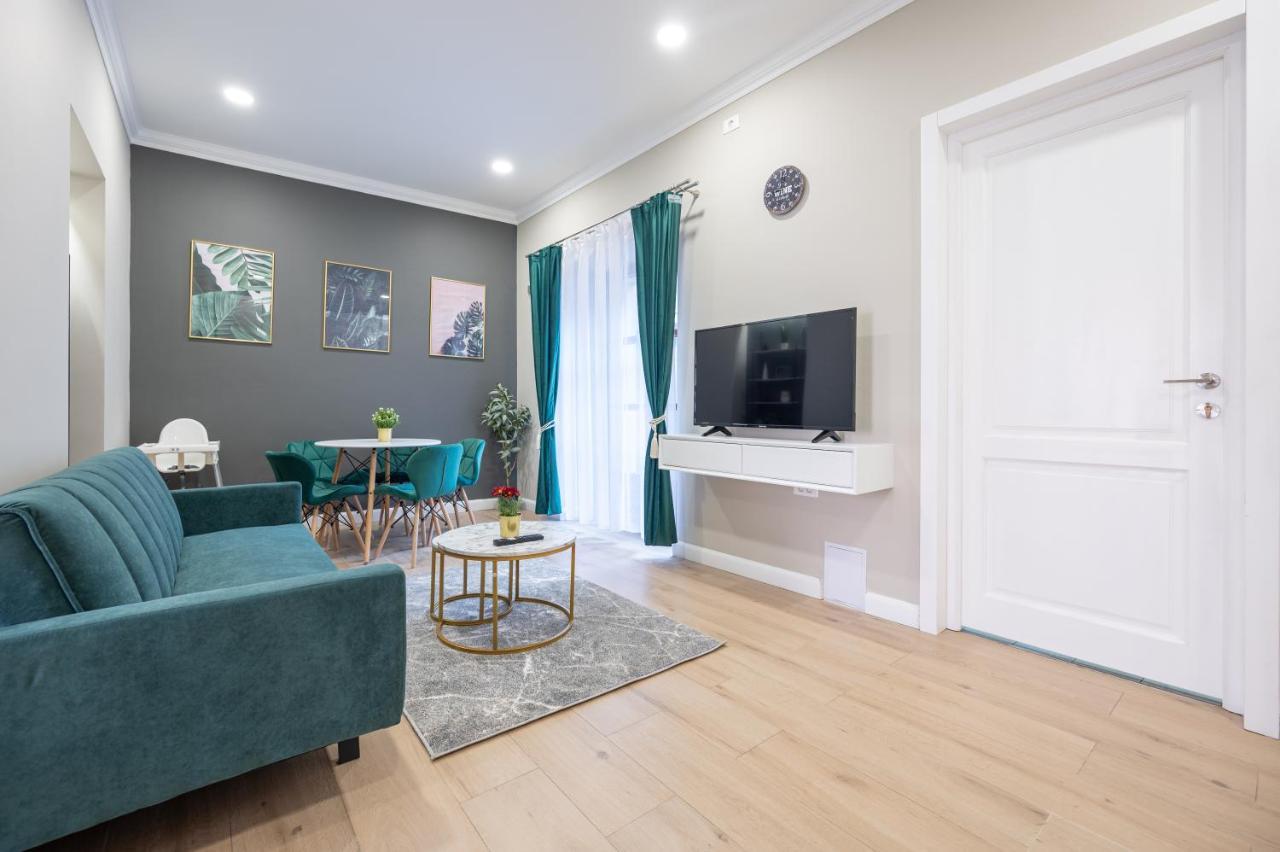 Apartamento House Flat Oradea Exterior foto